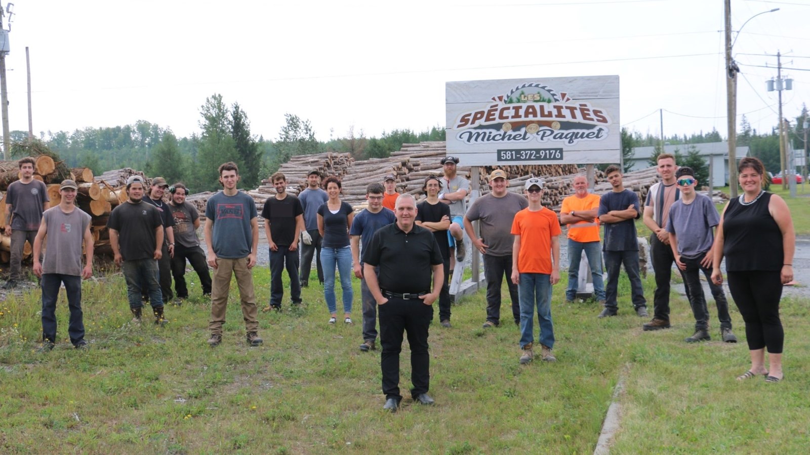 Les spécialités Michel Paquet inc: le royaume du bois de cèdre sur mesure 