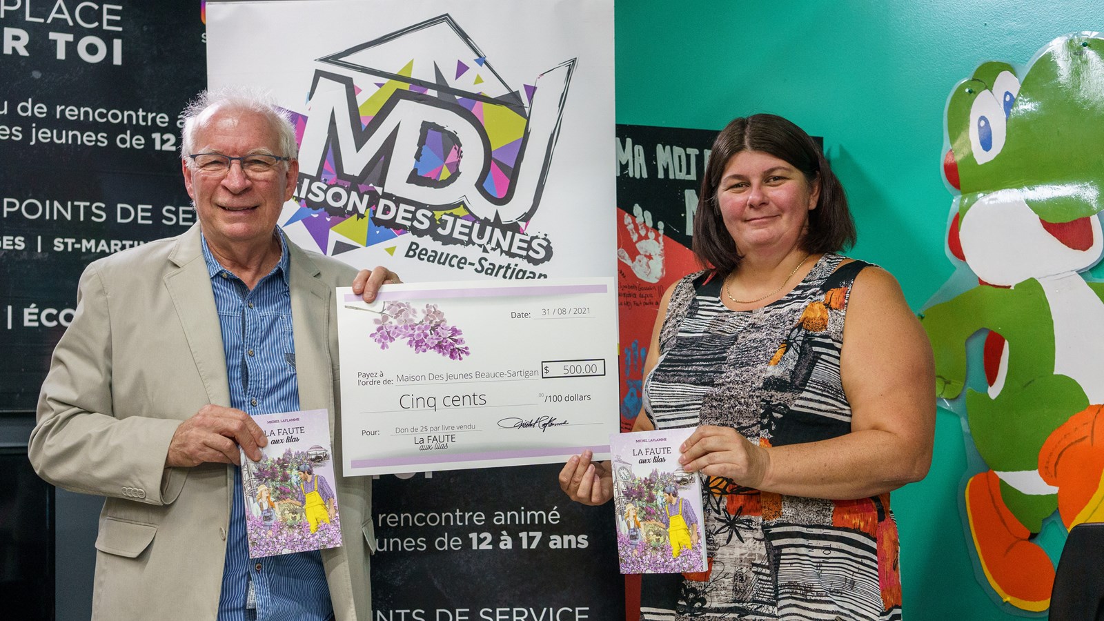 Michel Laflamme remet 500 $ à la Maison des Jeunes Beauce-Sartigan