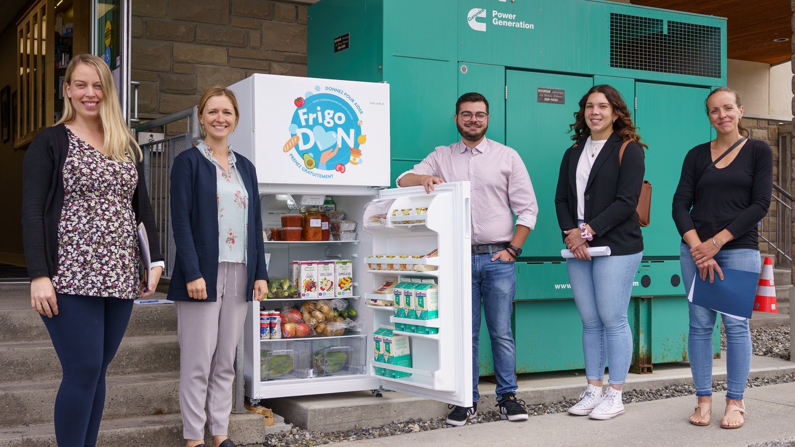 Un premier frigo communautaire inauguré à Saint-Georges