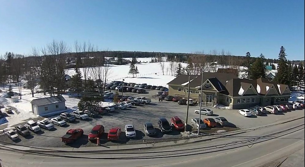 Normand DeLessard présente des souvenirs du restaurant Le Bec fin (2015)