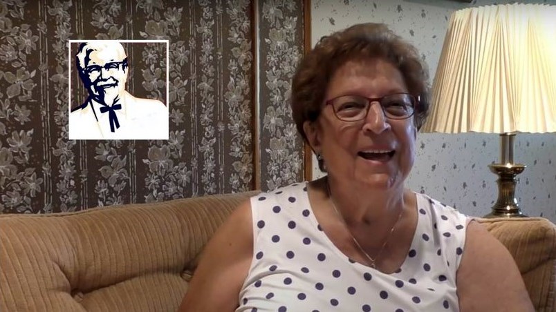 Normand DeLessard présente Gisèle Boucher qui travaille depuis 42 ans chez PFK