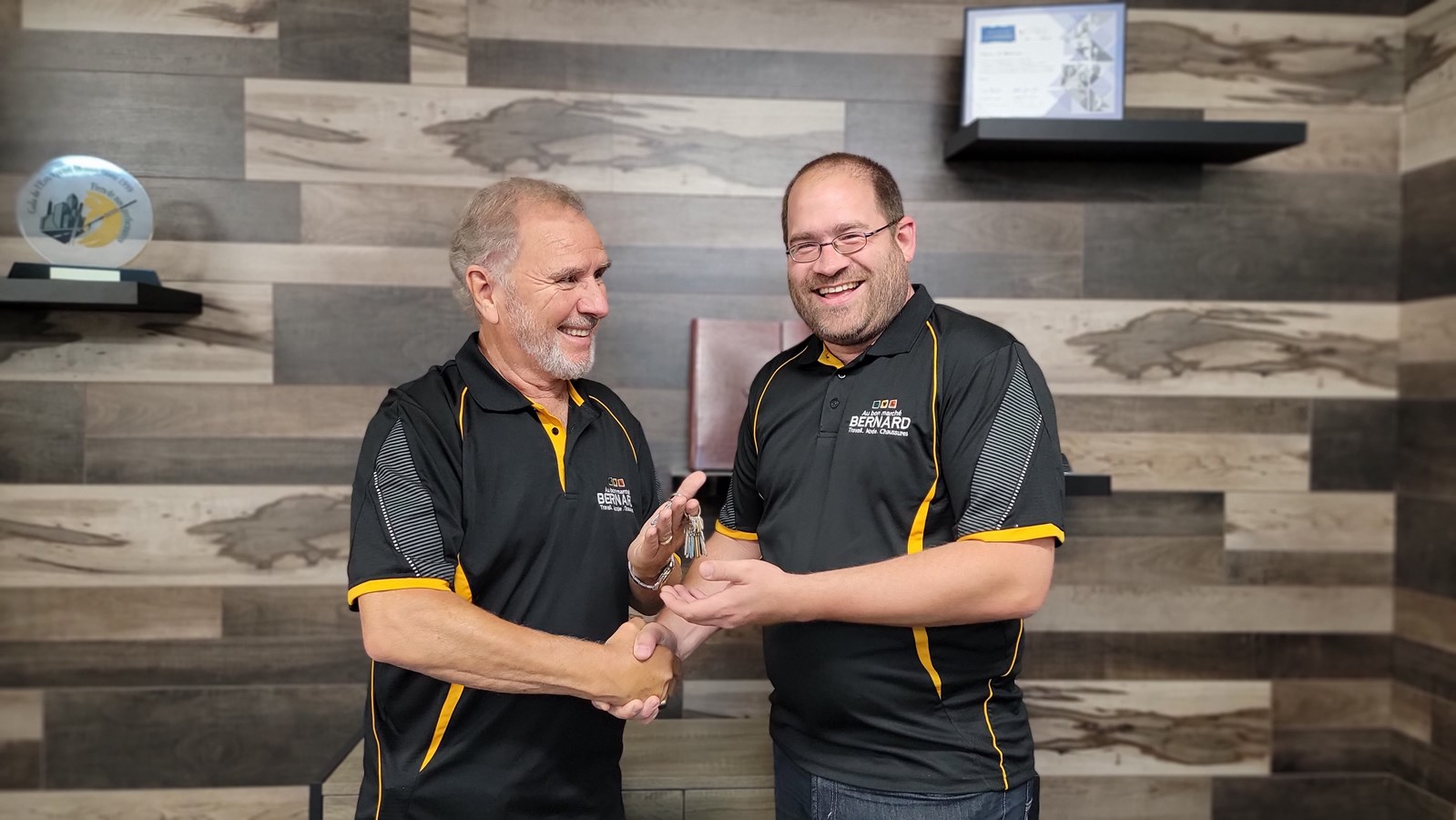 La relève est assurée Au Bon Marché Bernard