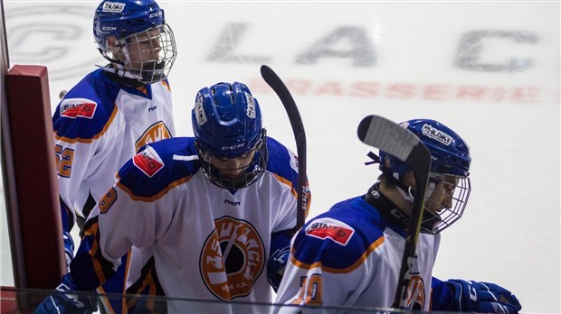 Une défaite et une victoire pour l'Assurancia junior AA contre Saint-Romuald