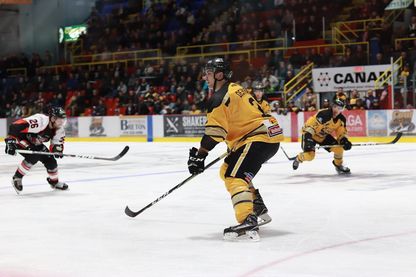 Trois défenseurs s'ajoutent à l'équipe du Cool FM
