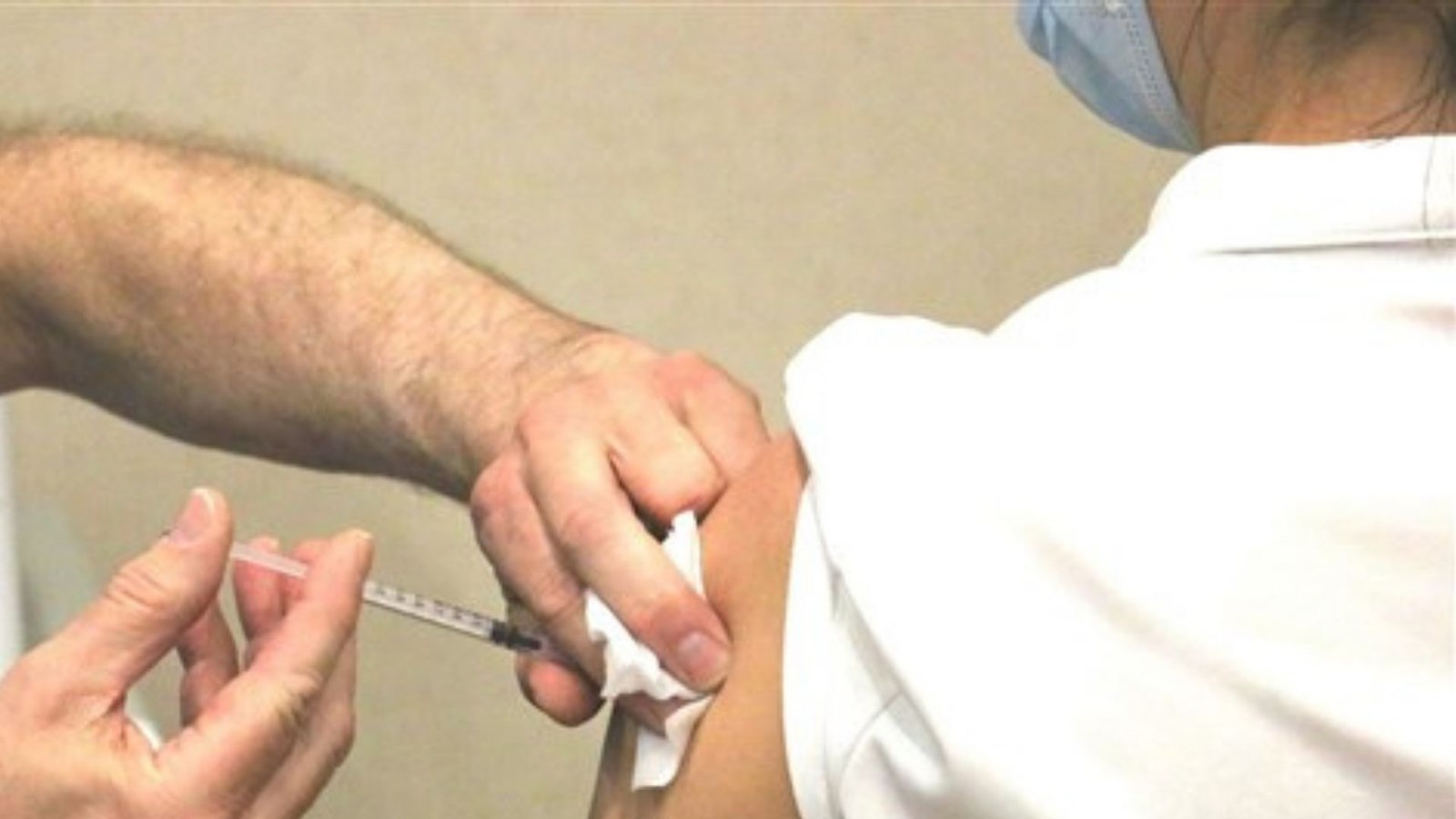 Forte augmentation de la demande pour la première dose selon Christian Dubé 