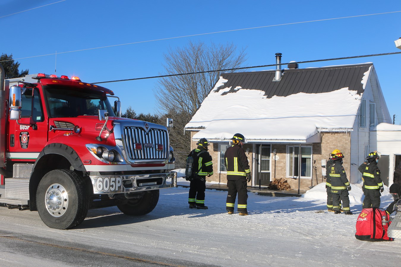 Beaucoup de fumée mais pas de dommages après un feu de cheminée