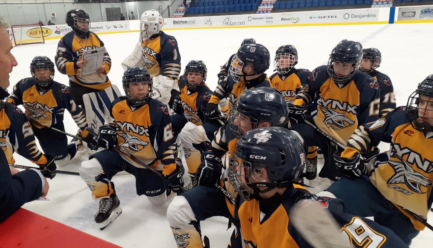 Hockey: les Lynx M18 D1 toujours en première place