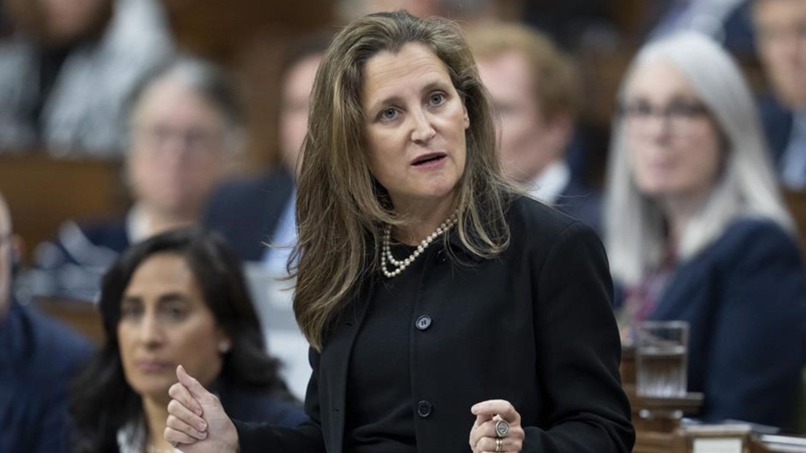 Mise à jour économique: réduire les déficits et se préparer à une récession