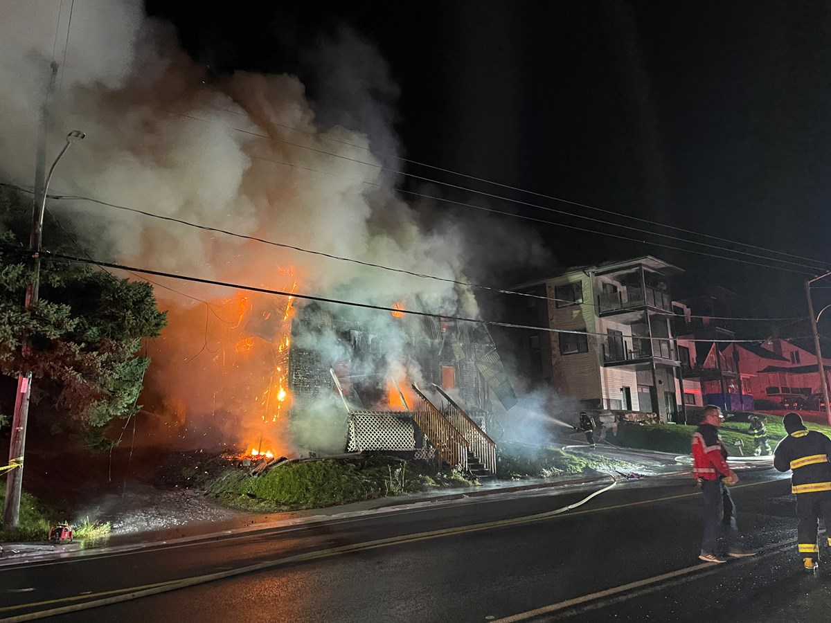 Deuxième incendie en 48 heures sur la 1ère Avenue