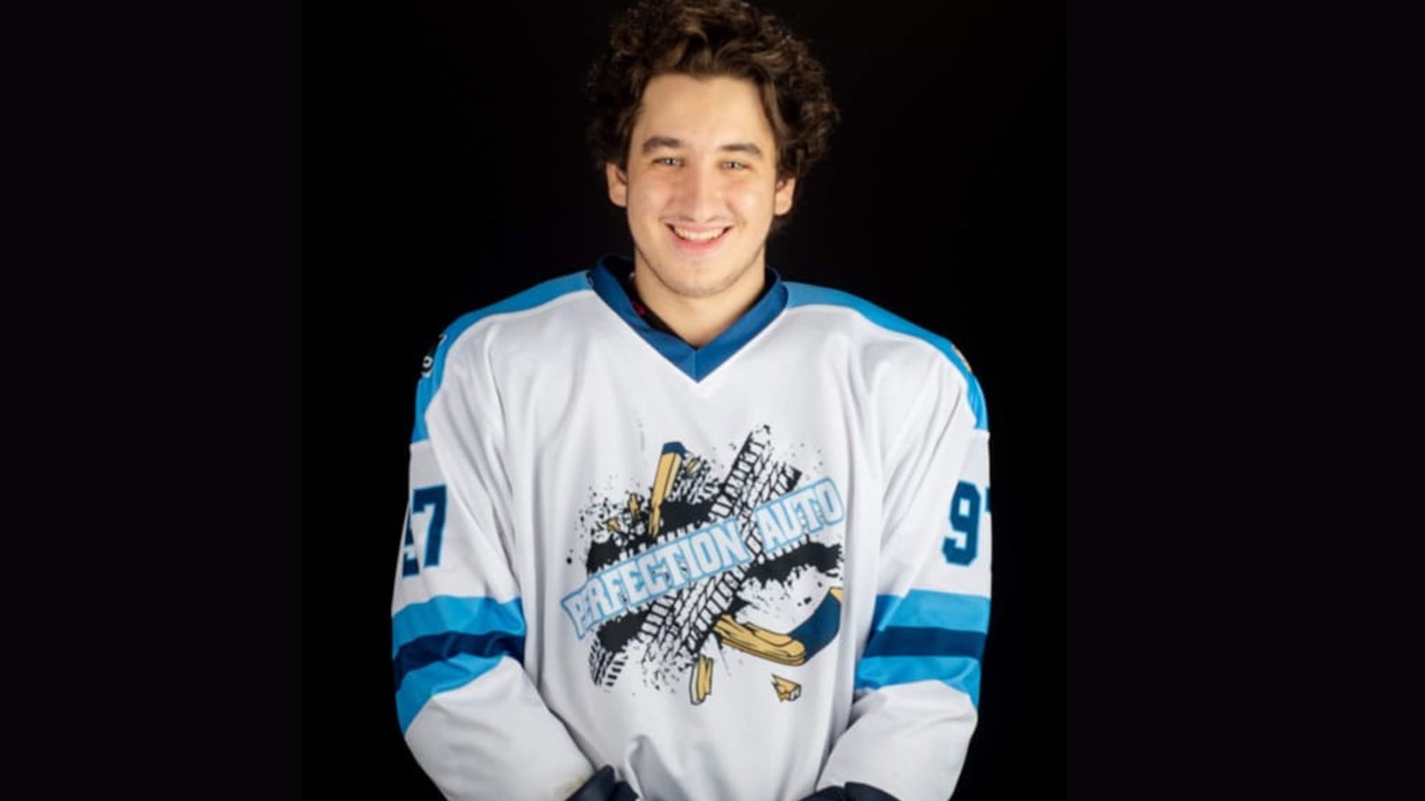 Victoire du Perfection-Auto contre Coleraine