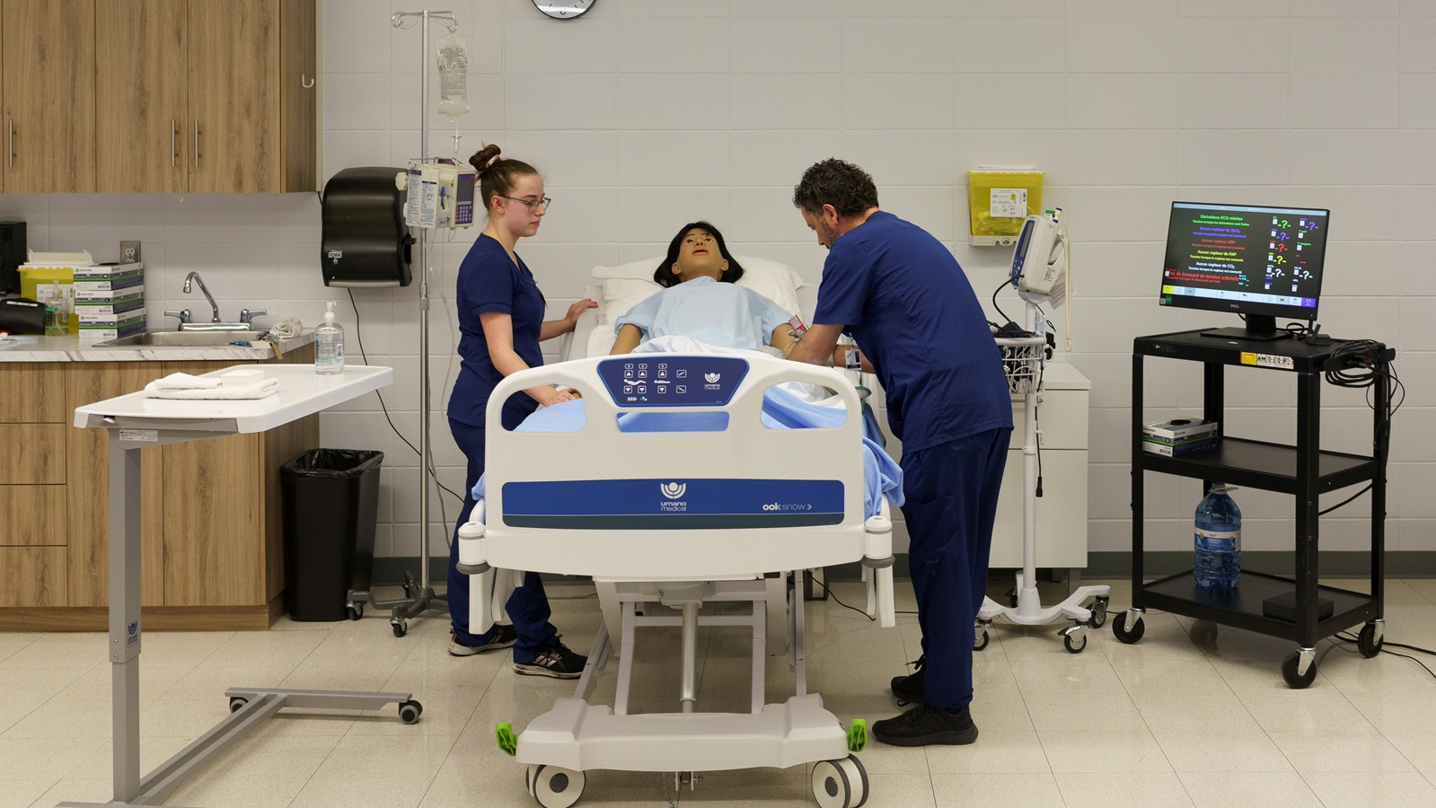 Les étudiants en santé du CFP Pozer plus près de la réalité grâce à Charlie Pozer