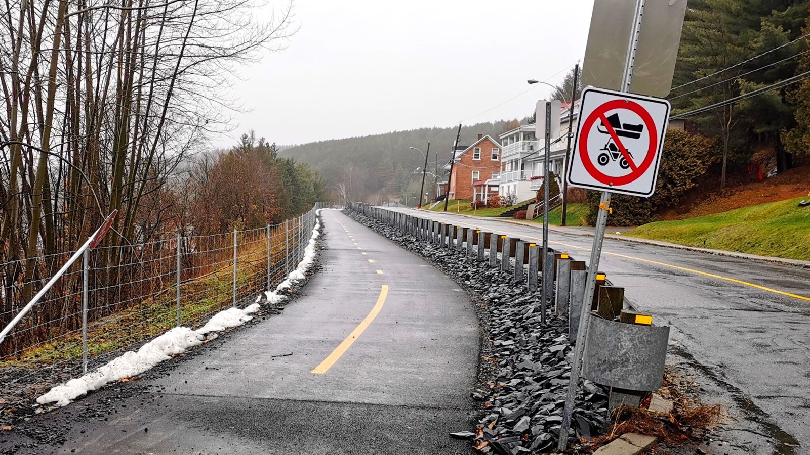 Piste cyclable en hiver: des citoyens demandent de la marche plutôt que du ski de fond