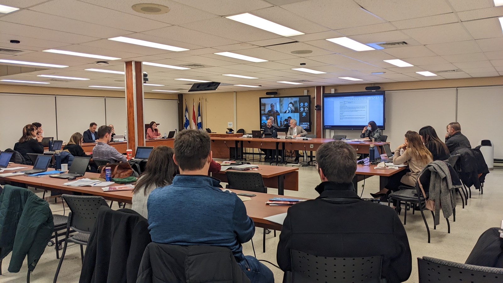 Le CSSBE vote pour l'aménagement d'une surface synthétique à l'école des Deux-Rives