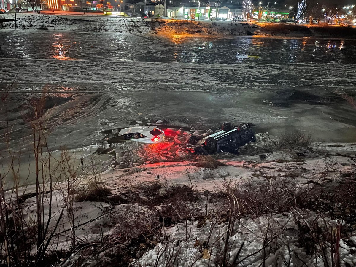 Une collision qui se termine dans la rivière Chaudière