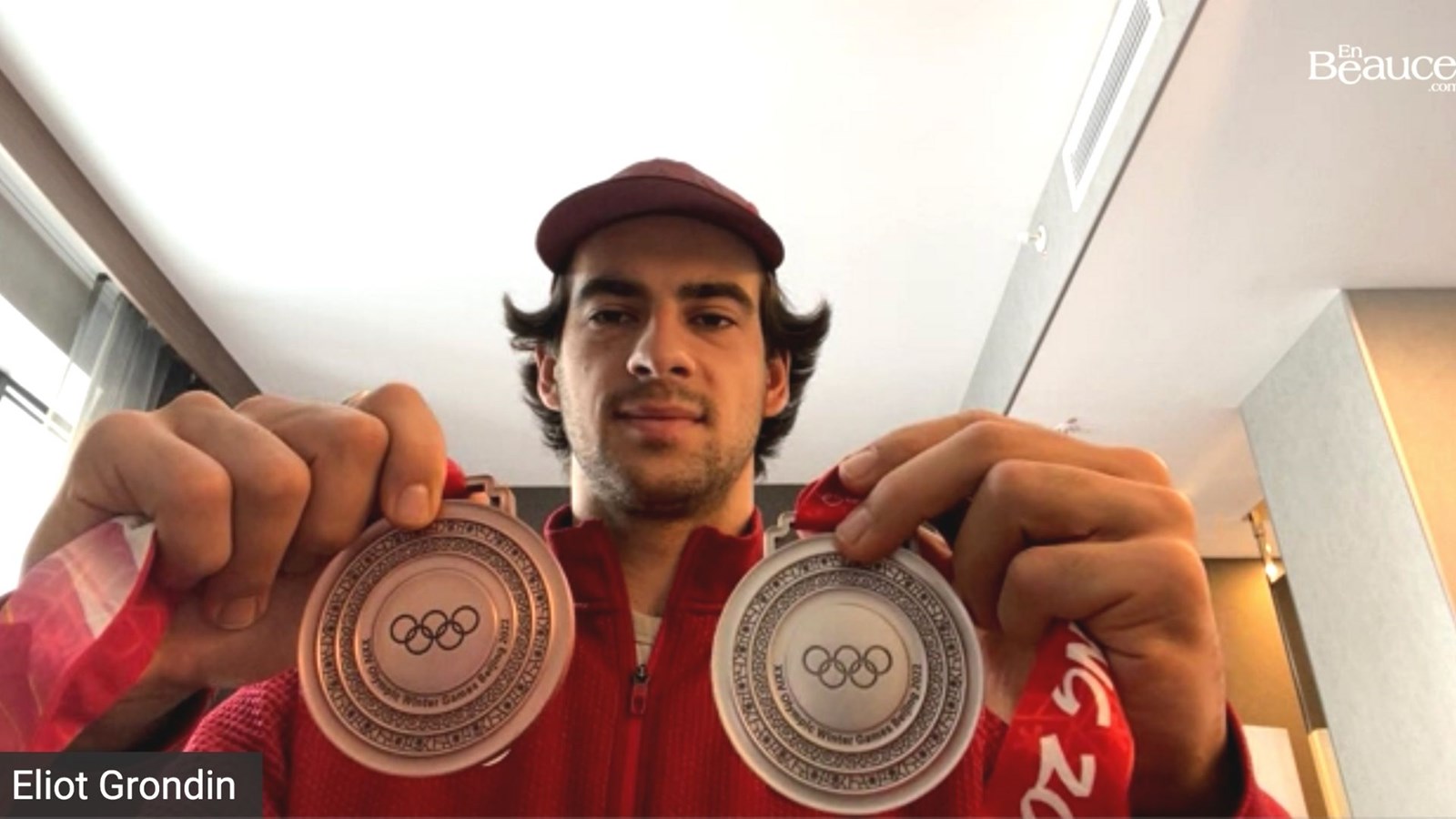 Une entrevue vidéo avec le nouveau médaillé olympique, Éliot Grondin