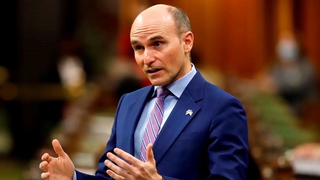 Délais pour les chirurgies : 2 milliards $ d'aide du fédéral