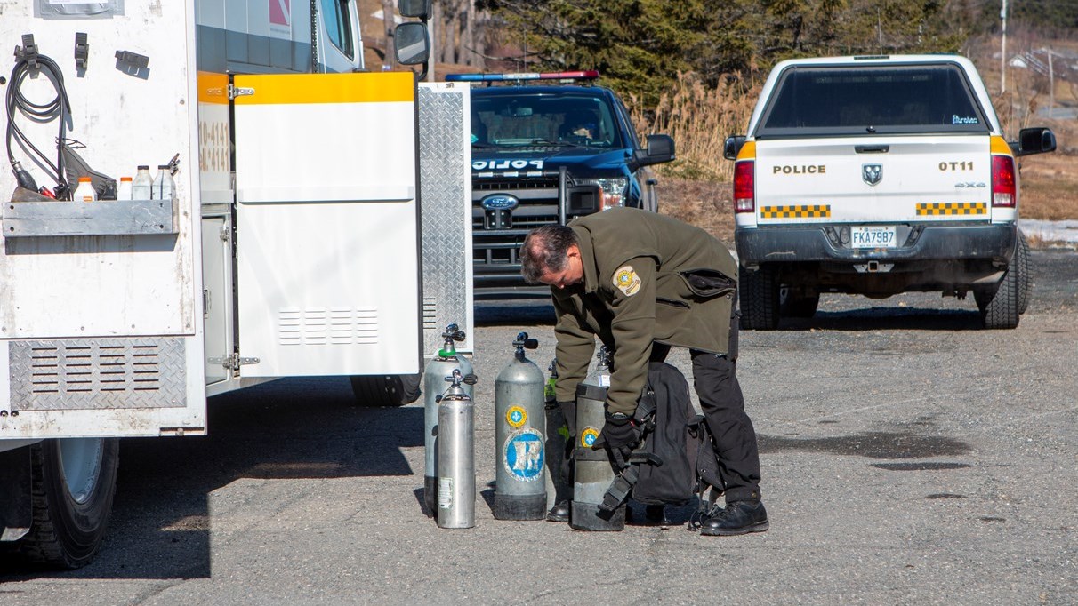 Des plongeurs de la SQ font des recherches en lien avec la disparition de Mathieu Poulin