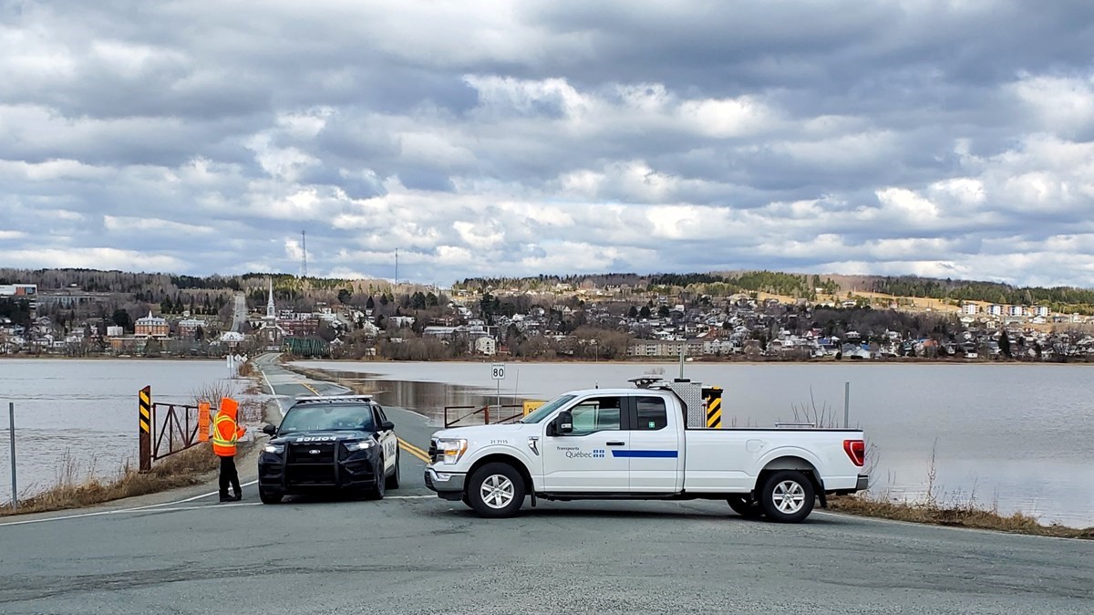Inondations à Saint-Joseph-de-Beauce : fermeture de la route 276 et du pont