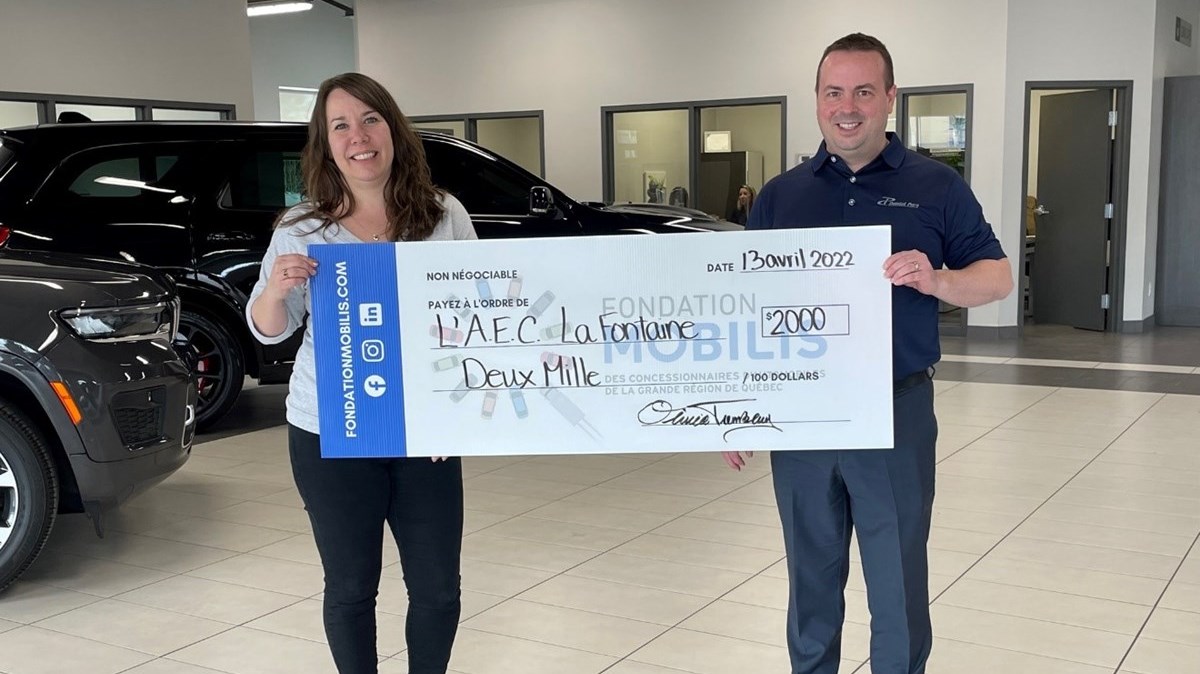 Un don de 2 000$ à l’Association d’entraide communautaire La Fontaine