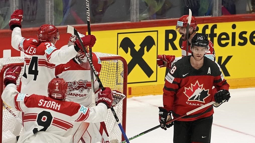 L'équipe canadienne de hockey s'incline à nouveau