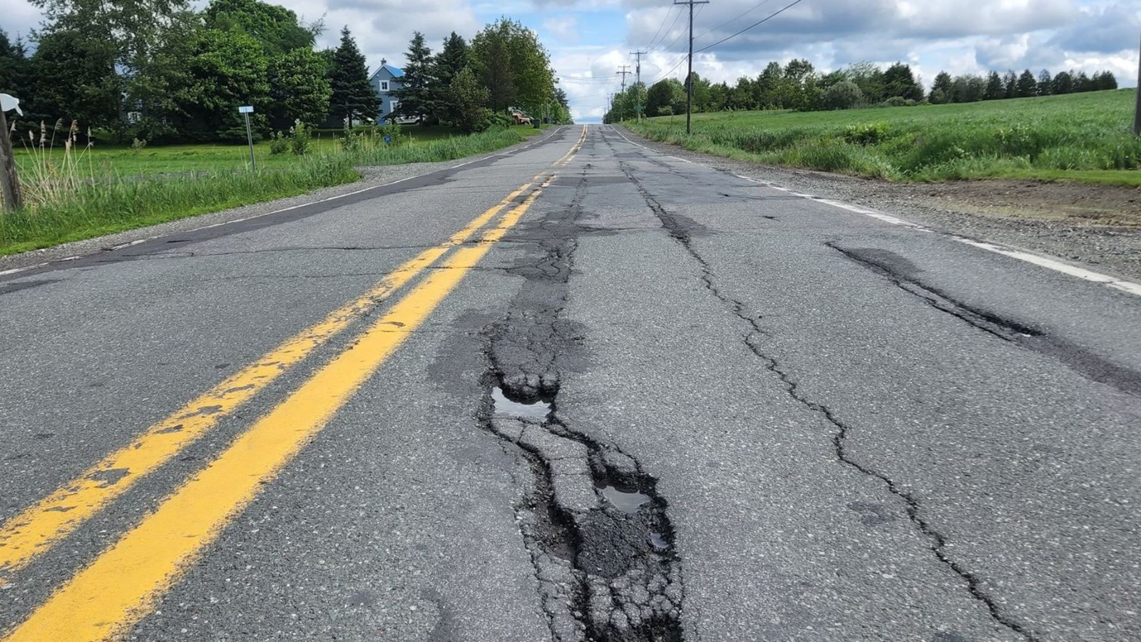 La deuxième pire route du Québec est à Saint-Isidore