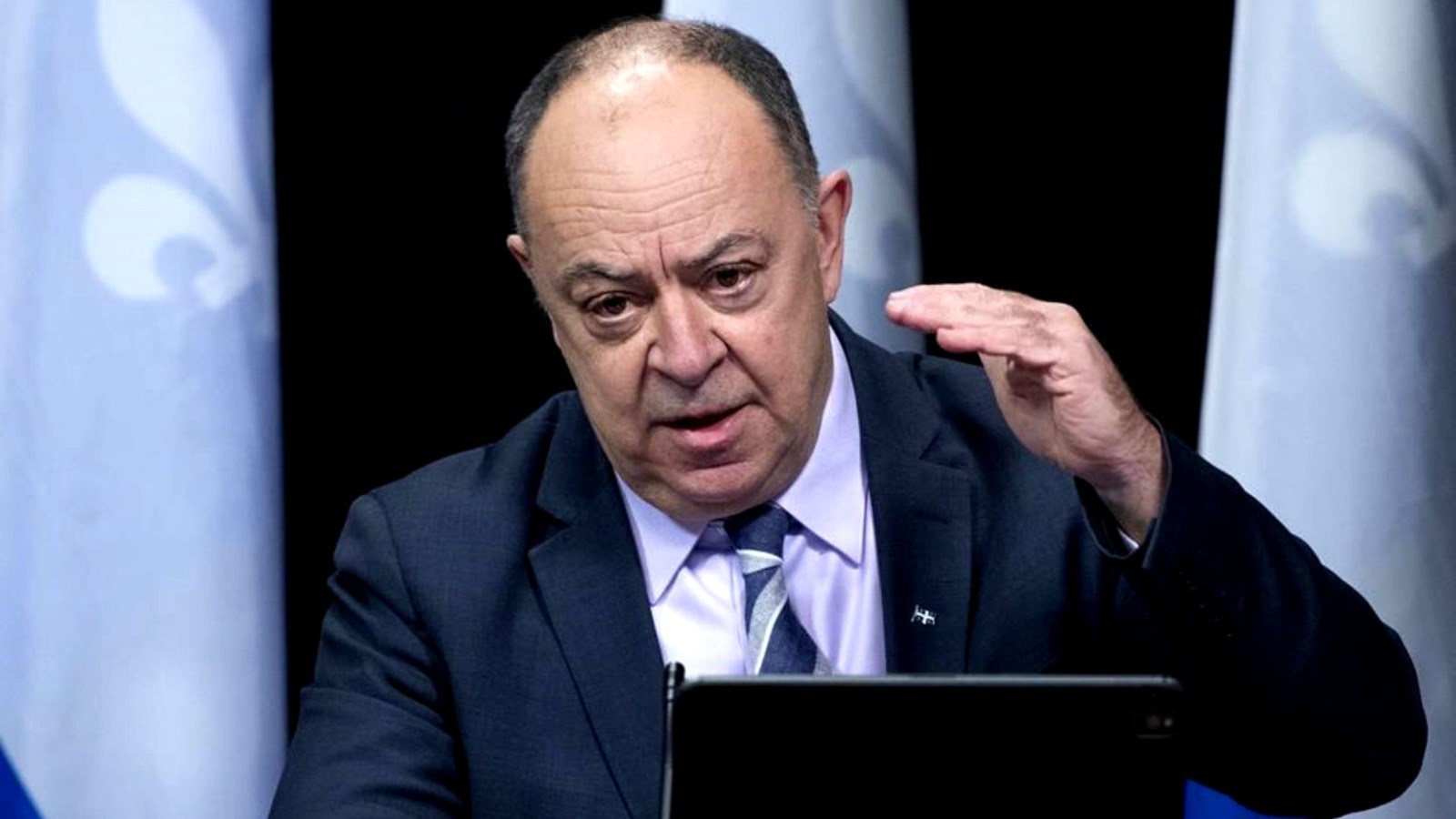 La CAQ entend donner suite au rapport Savoie en embauchant plus de cadres en santé