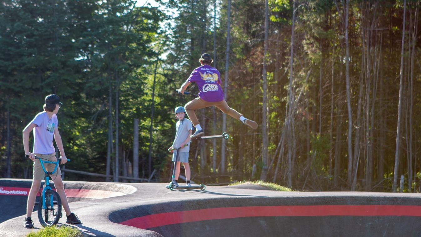 Saint-Éphrem inaugure son pumptrack