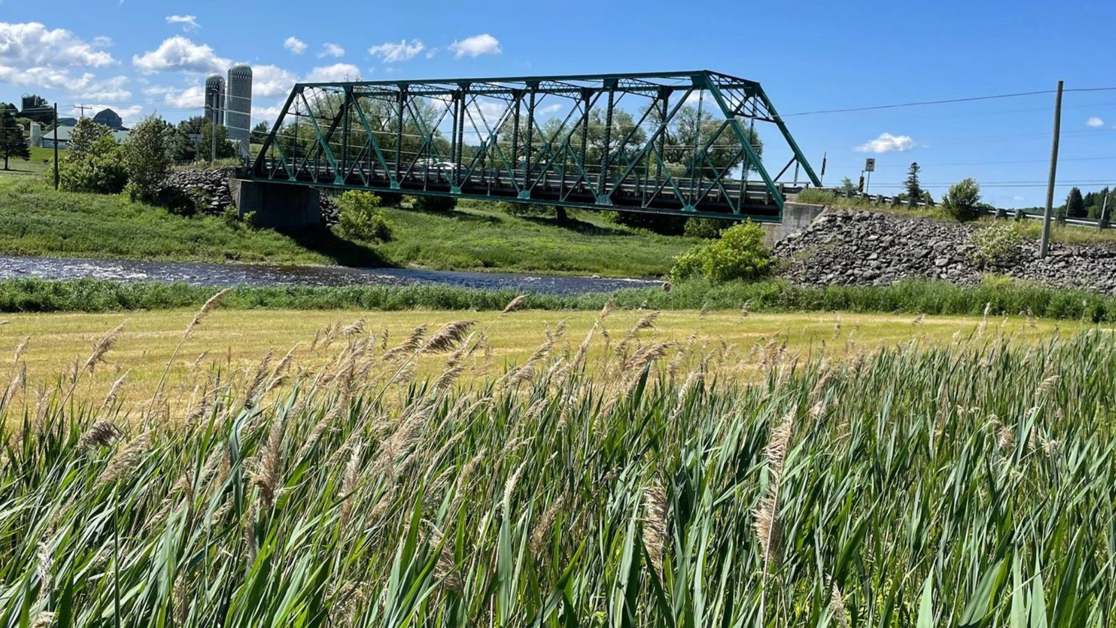 Fermeture temporaire du pont de la la rivière Le Bras