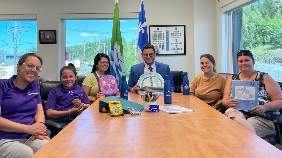 Du matériel scolaire offert à 150 enfants de la Beauce