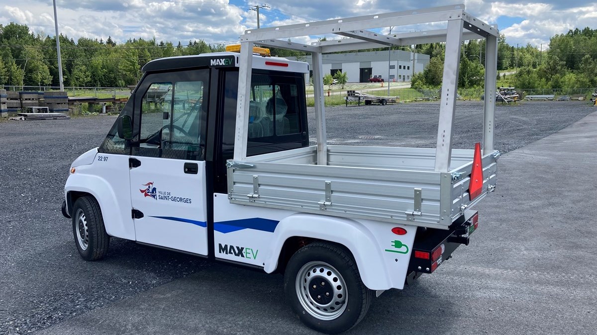 La ville de Saint-Georges acquiert un véhicule électrique
