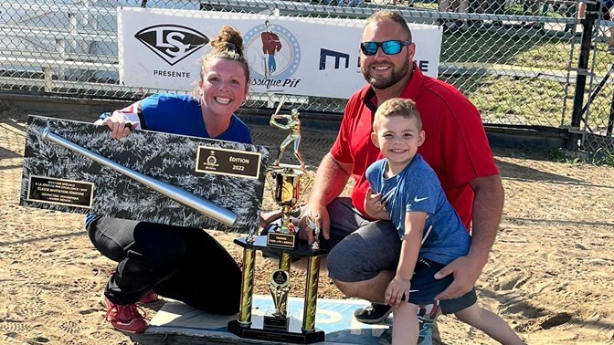 La joueuse de balle lente Emmanuelle Quirion à nouveau récompensée