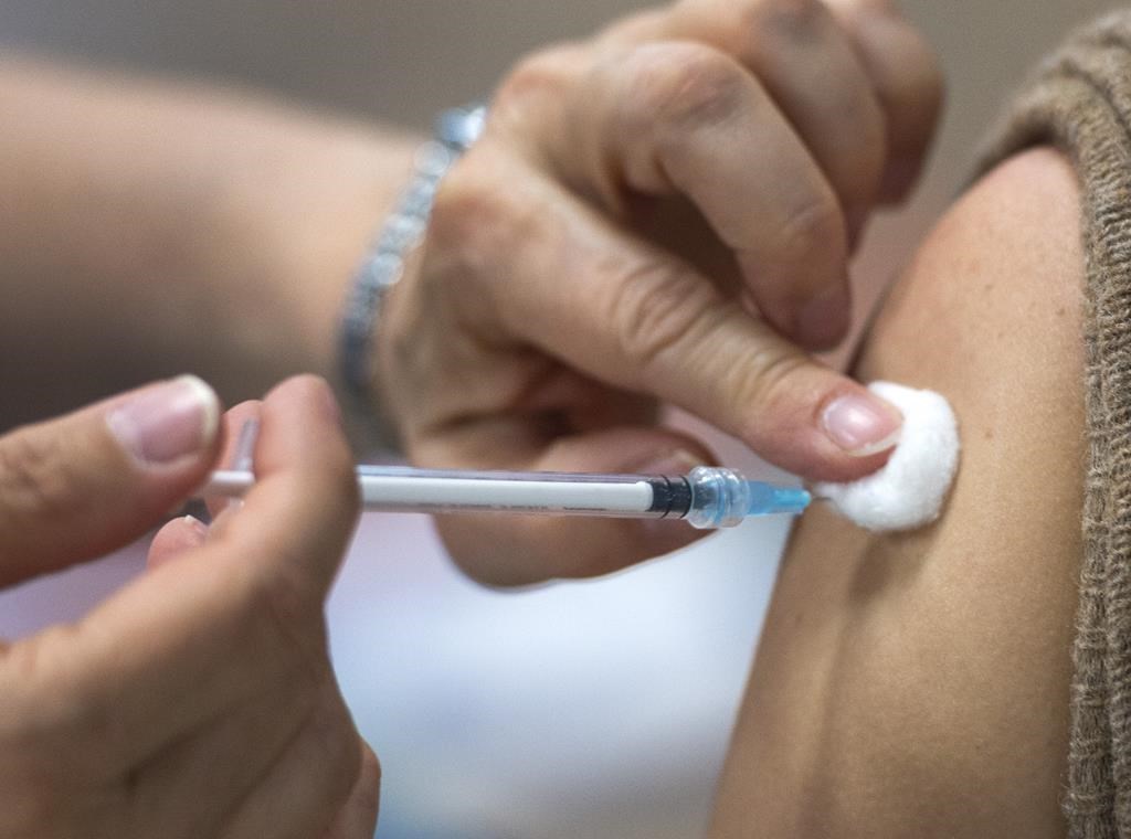COVID-19: peu de recours jusqu'ici aux doses de rappel de vaccination