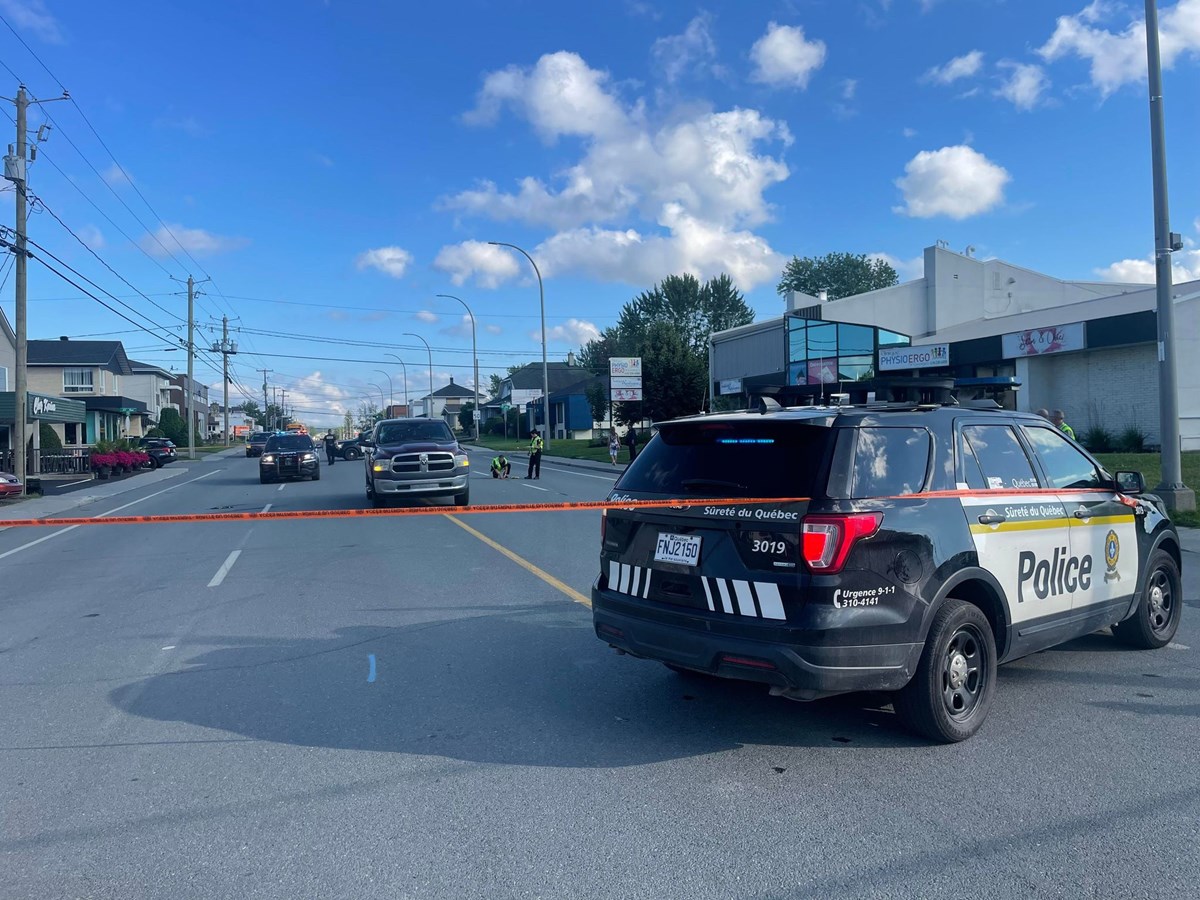 Cycliste frappé sur le boulevard Dionne