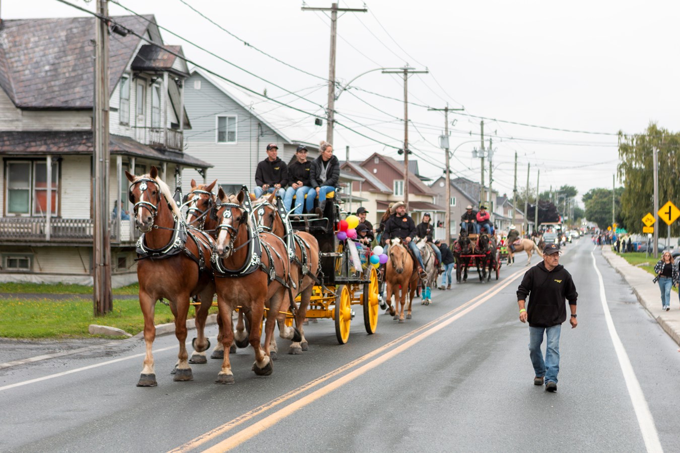 La parade des Grands feux de Saint-Honoré en images
