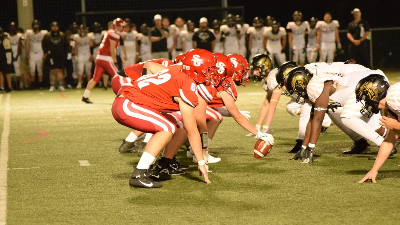 Les Dragons trébuchent devant les Sphinx