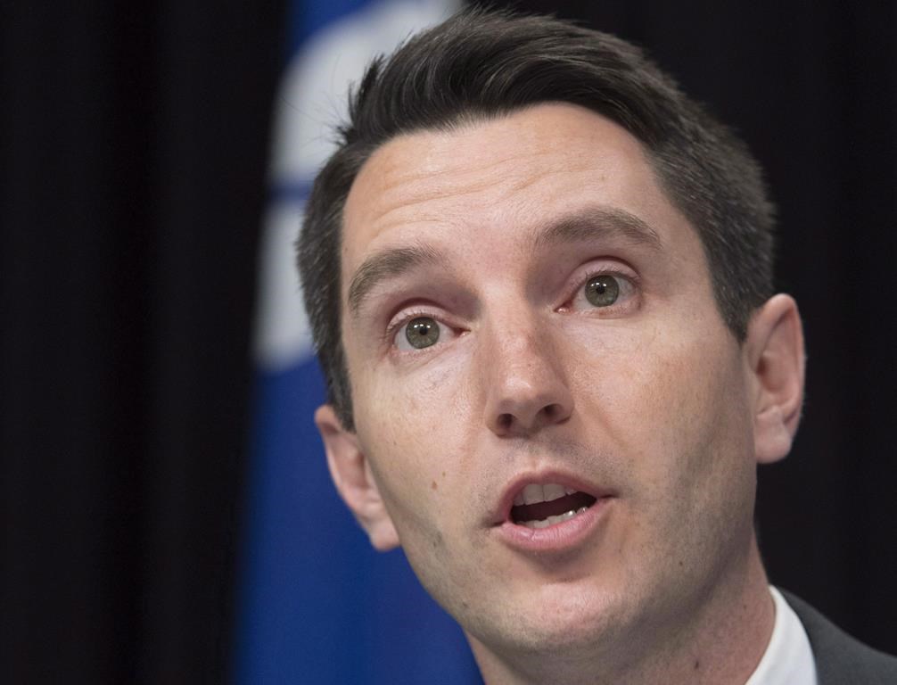 En créant une nouvelle agence santé, Dubé se déresponsabilise, accusent les libéraux