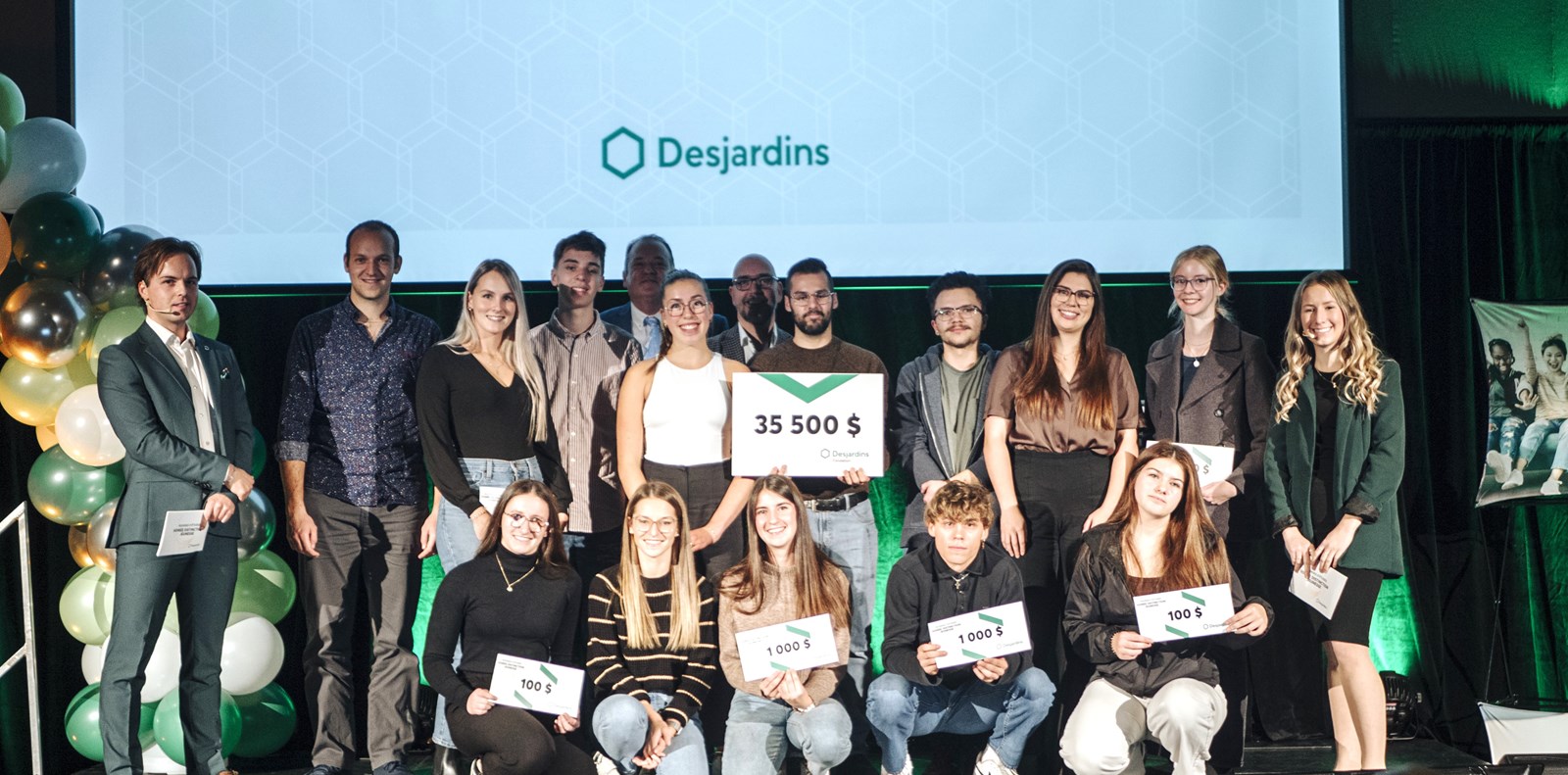 Soirée distinction jeunesse: près de 60 500 $ distribués en bourses d'études