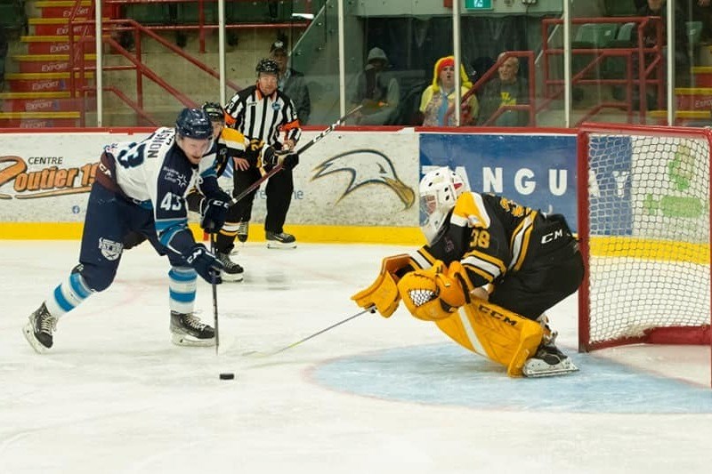 Hockey du Cool-FM: un gain par tirs de barrage