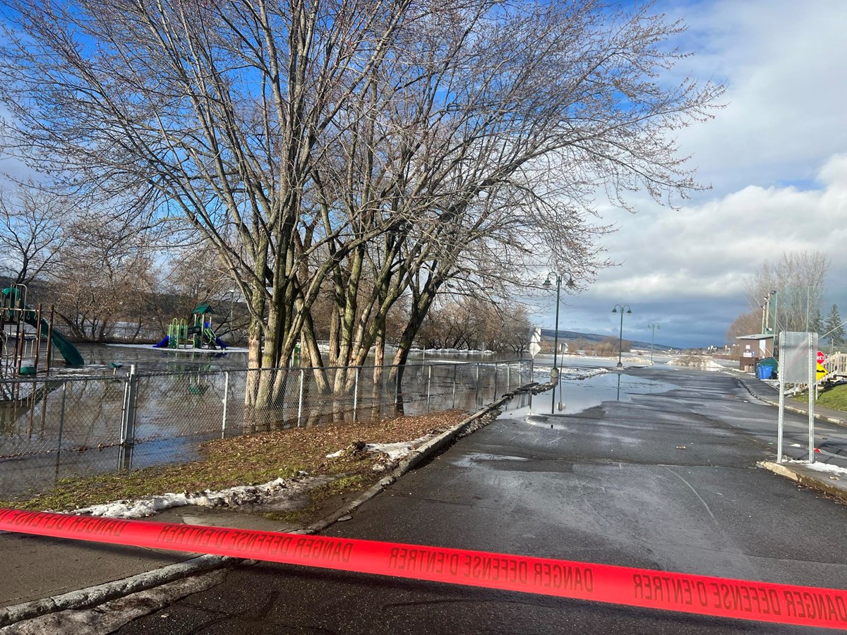 Plusieurs fermetures de route pour inondation en Beauce