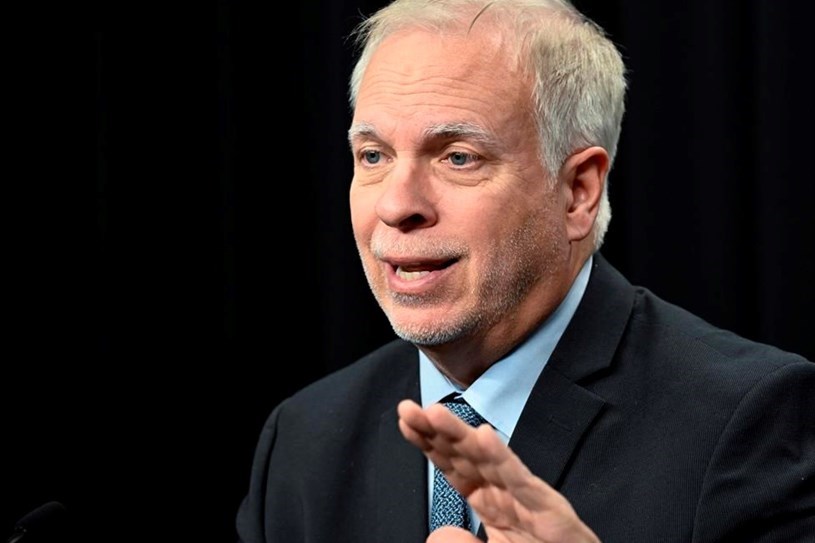 La vaccination COVID-19 cible maintenant qu'une partie de la population