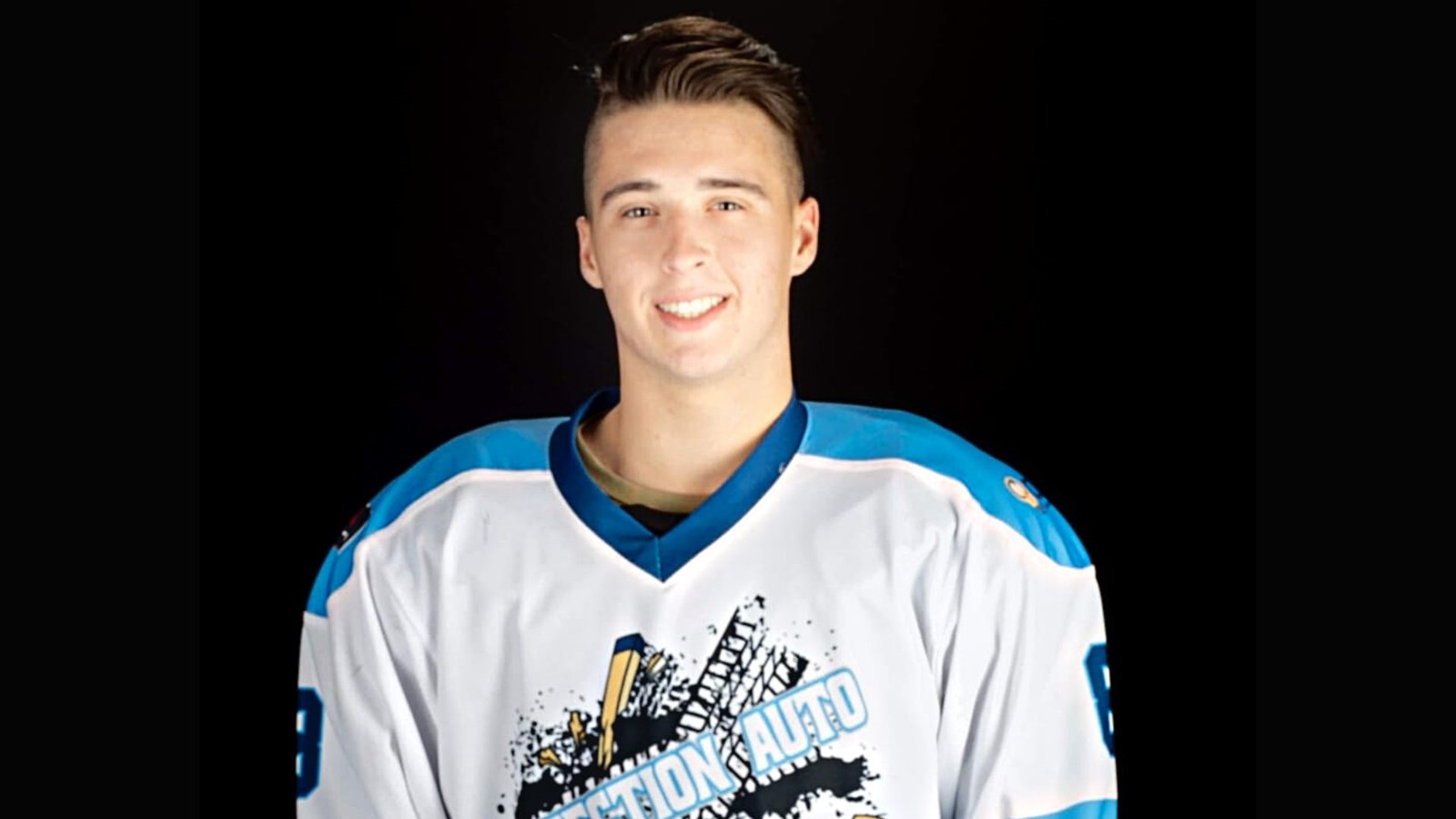 Le Perfection-Auto en tête de sa série face à East-Broughton