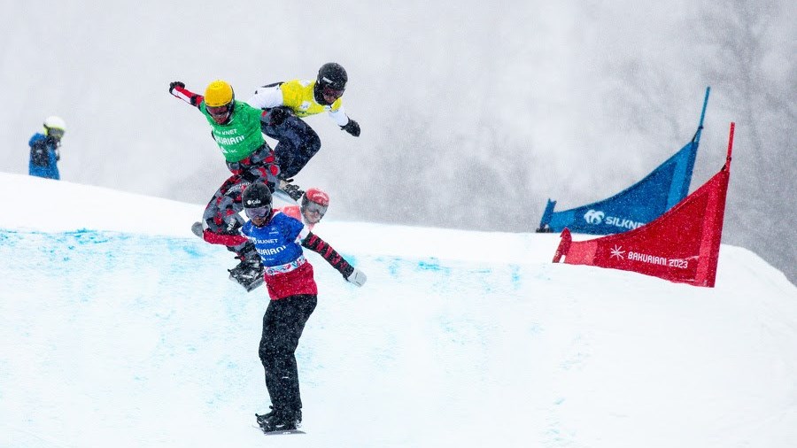 Snowboard cross: Eliot Grondin et sa coéquipière remportent la petite finale