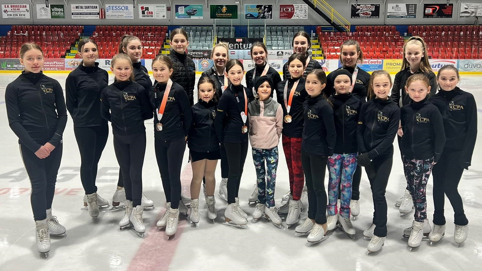 Des médailles et des rubans à profusion pour les patineuses du CPA St-Georges