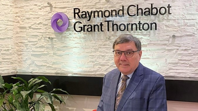 Raymond Poulin reçoit le Prix reconnaissance Jean-Denis Poulin 