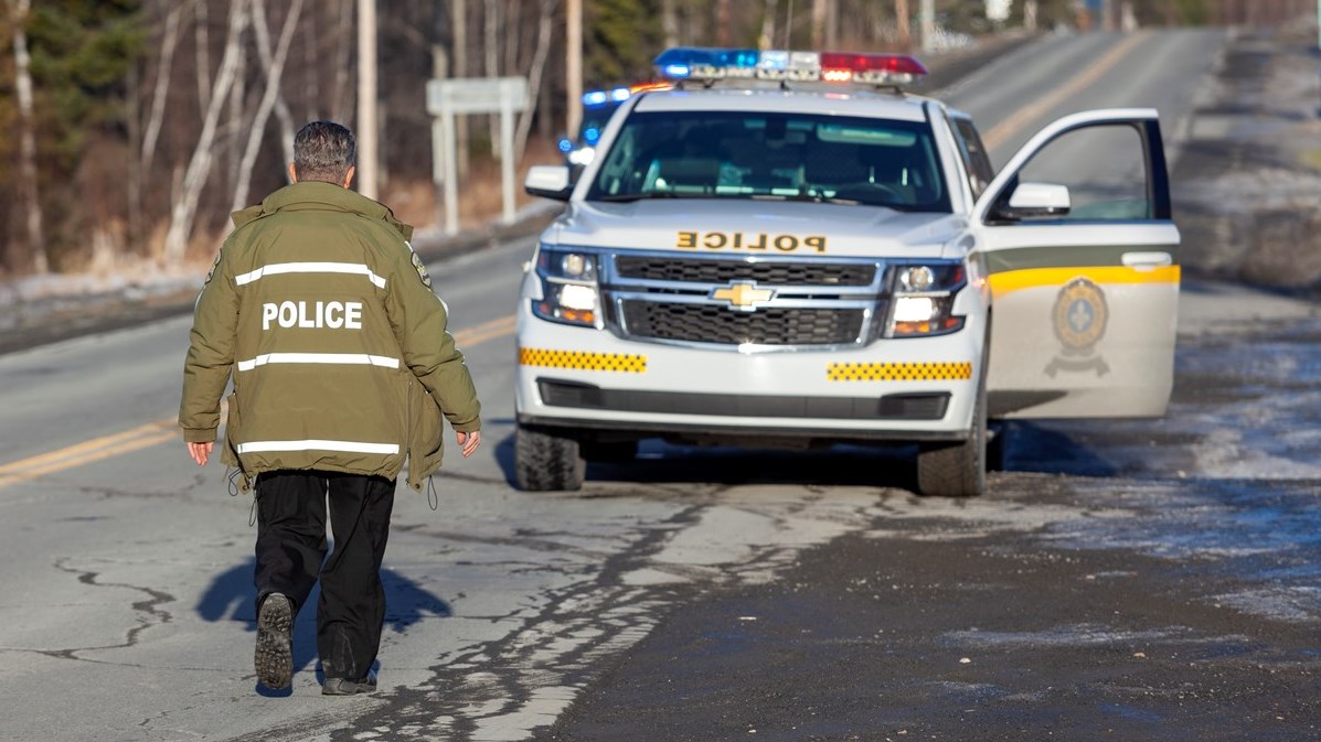 Être vigilant sur les routes, spécialement pour le long congé de Pâques
