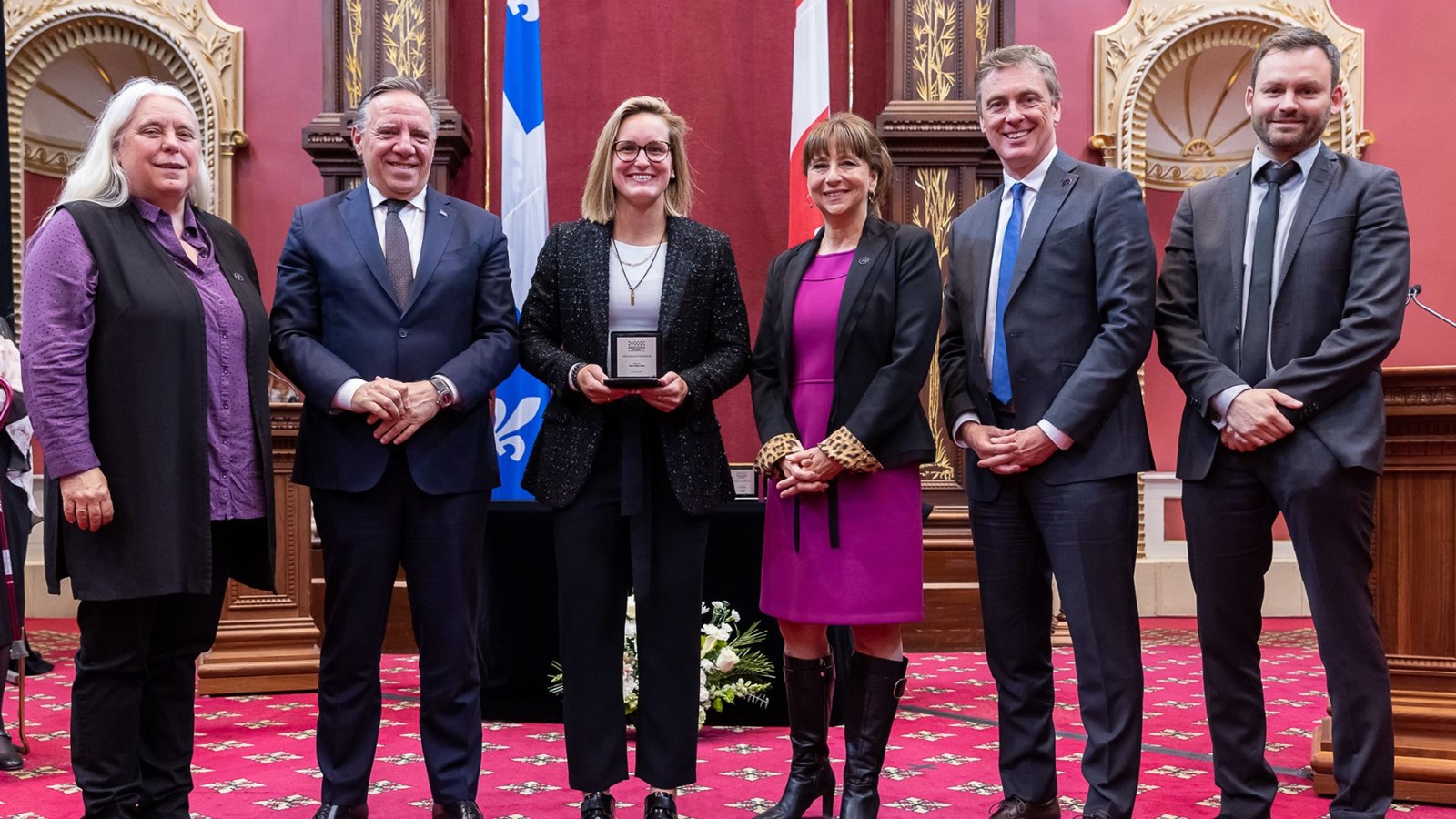 La Médaille de l'Assemblée nationale remise à Marie-Philip Poulin