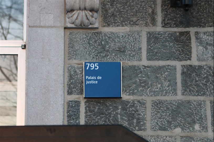 Arrestation tumultueuse à Sainte-Clotilde: l'octogénaire plaide coupable