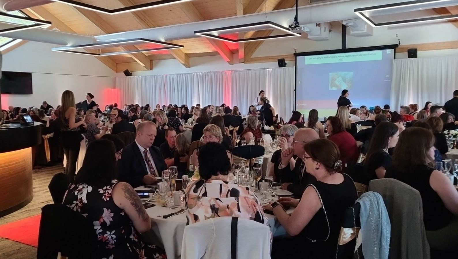 « Les stars du communautaire » étaient célébrées hier soir