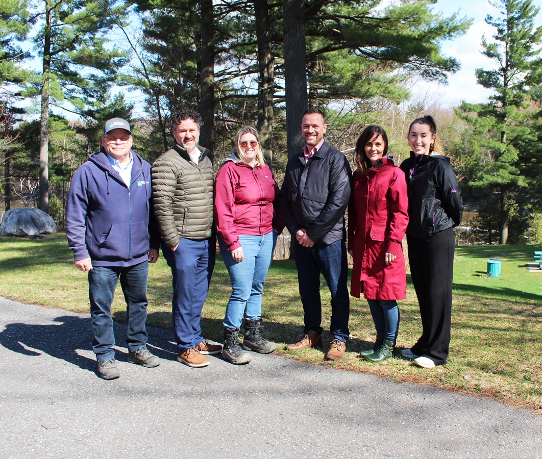 Saint-Lambert-de-Lauzon: retirer de l'asphalte pour revenir aux surfaces végétales