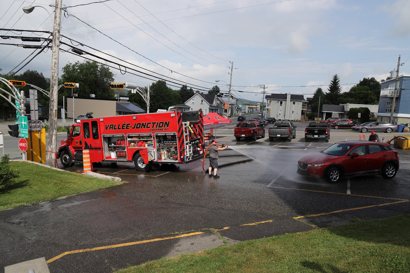 Plus de 10 000$ amassés au lave-o-thon des pompiers de Vallée-Jonction